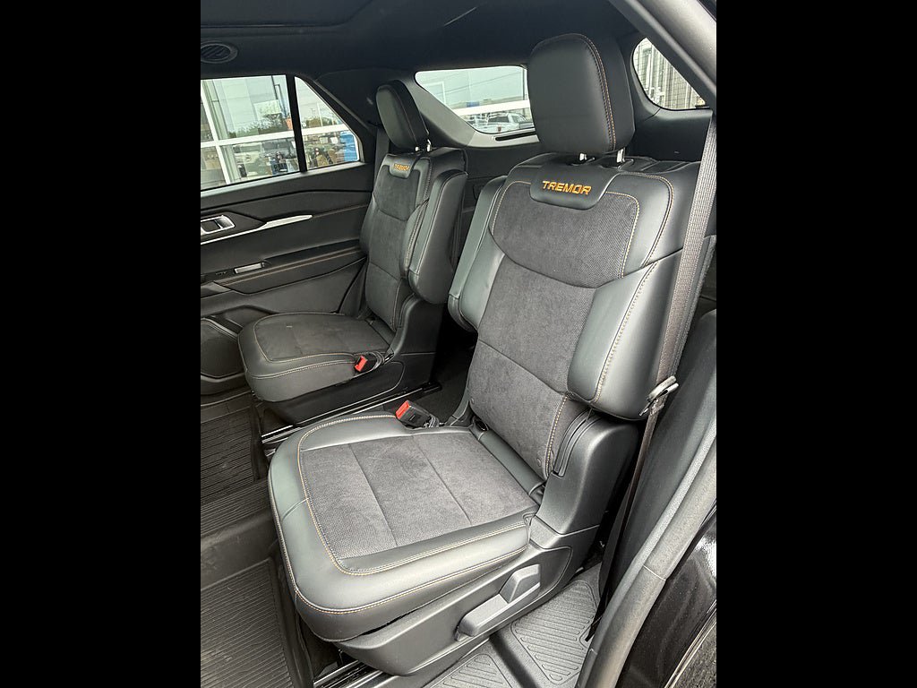 Used 2026 Ford Explorer Tremor w/ Tremor Ultimate Package AWD/4WD image 12