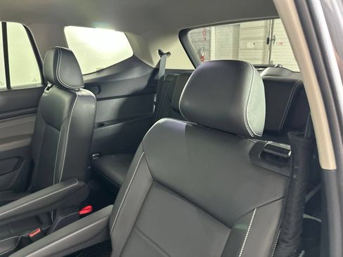 Used 2023 Volkswagen Atlas SE w/ Panoramic Sunroof Package FWD image 26