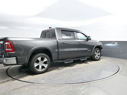 Used 2019 RAM 1500 Laramie AWD/4WD image 10