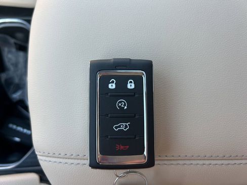 New 2026 Jeep Grand Cherokee Limited AWD/4WD image 36