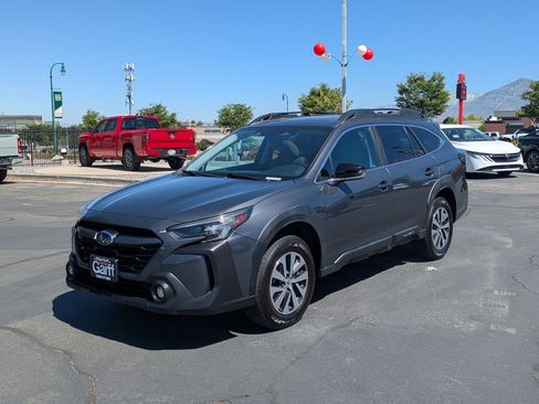 Used 2023 Subaru Outback Premium w/ Popular Package #1 AWD/4WD image 10