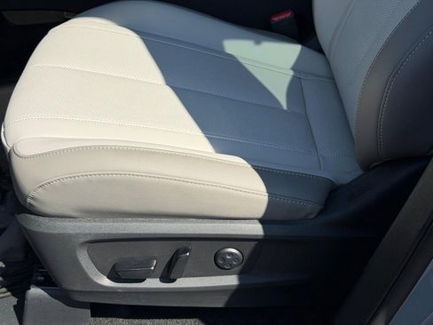 New 2026 INFINITI QX60 Luxe w/ Cargo Package image 18