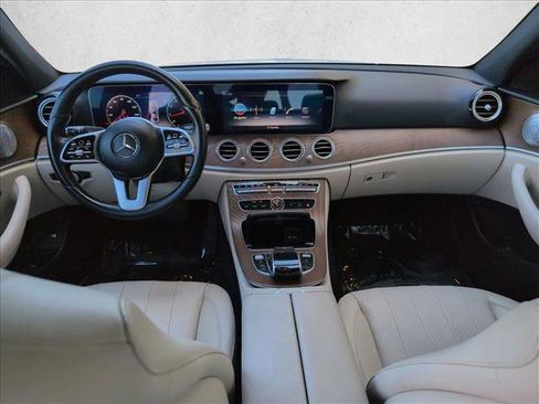 Used 2020 Mercedes-Benz E 350 Sedan image 19