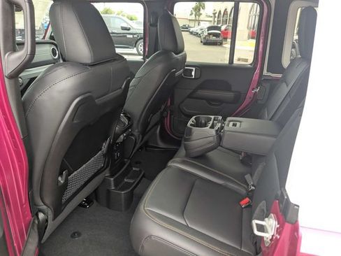 New 2026 Jeep Wrangler Unlimited Sahara w/ Whitecap Package AWD/4WD image 13