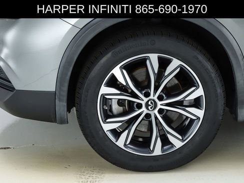 Used 2018 INFINITI QX30 AWD image 42