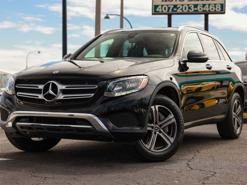 Used 2019 Mercedes-Benz GLC 300 w/ Premium Package image 1