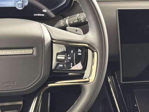 New 2025 Land Rover Range Rover Sport Dynamic SE image 13