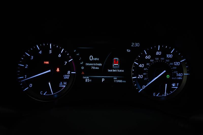Used 2020 Toyota Highlander XLE FWD image 17