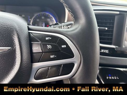 Used 2022 Chrysler Voyager LX FWD image 27