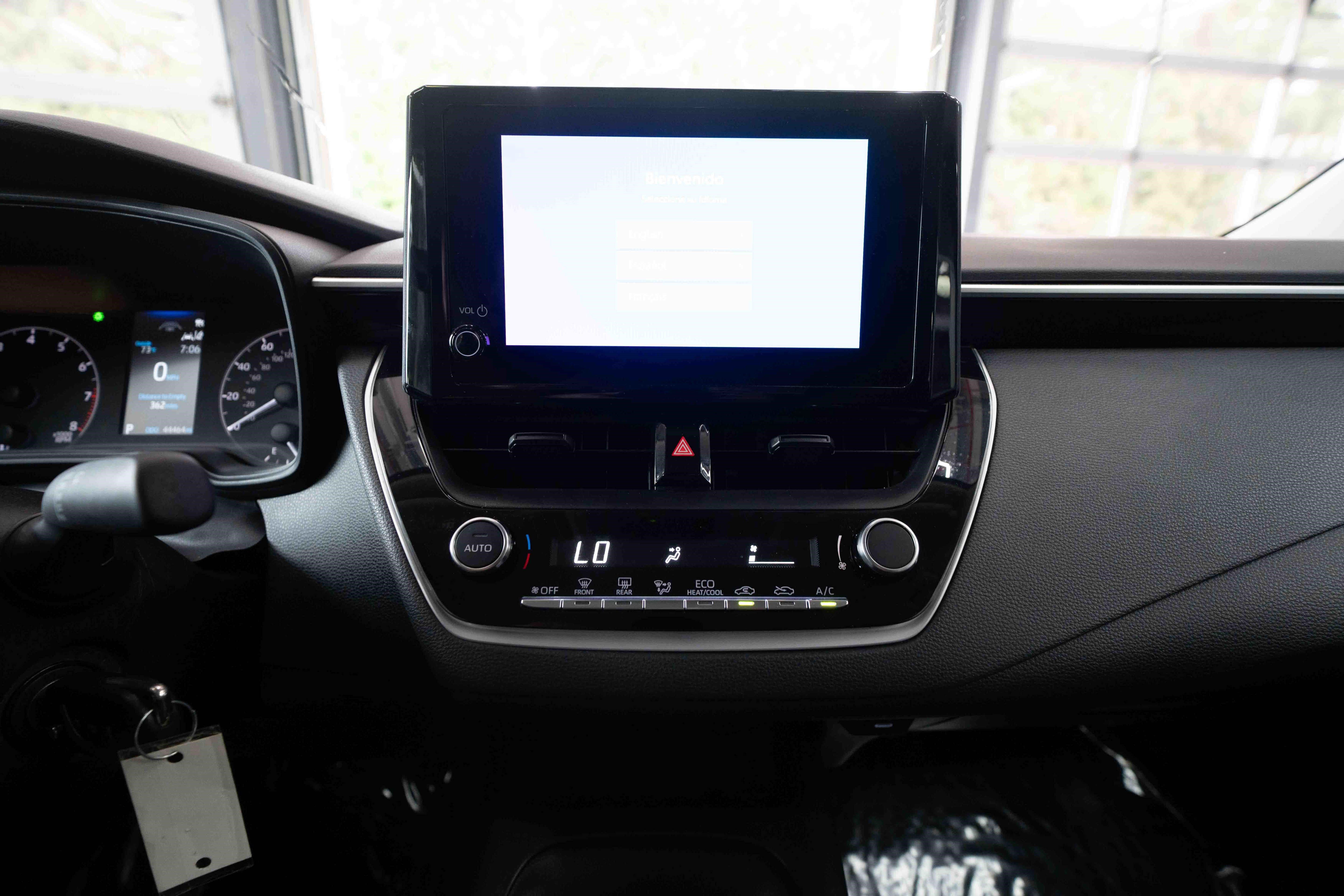Used 2024 Toyota Corolla LE FWD image 17
