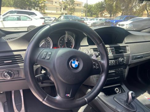 Used 2013 BMW M3 Convertible RWD image 8
