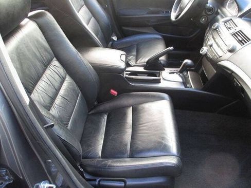 Used 2011 Honda Accord SE image 9