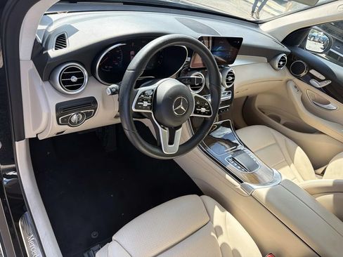 Used 2022 Mercedes-Benz GLC 300 image 18