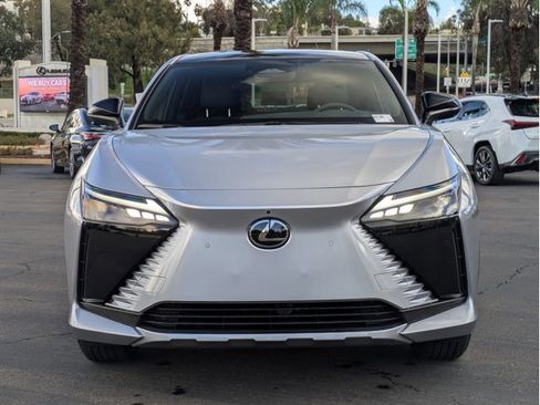 New 2026 Lexus RZ 450e 350e PREMIUM image 2