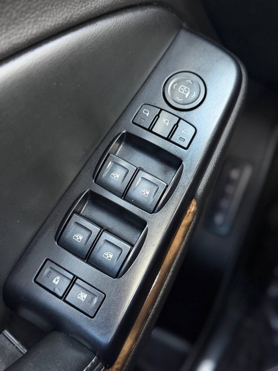 Used 2016 GMC Yukon Denali AWD/4WD image 26