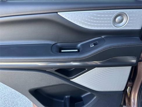 New 2025 Lincoln Navigator Black Label image 20