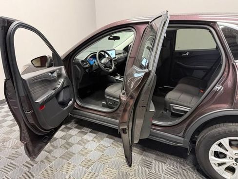 Used 2023 Ford Escape Active w/ Tech Pack #2 AWD/4WD image 13