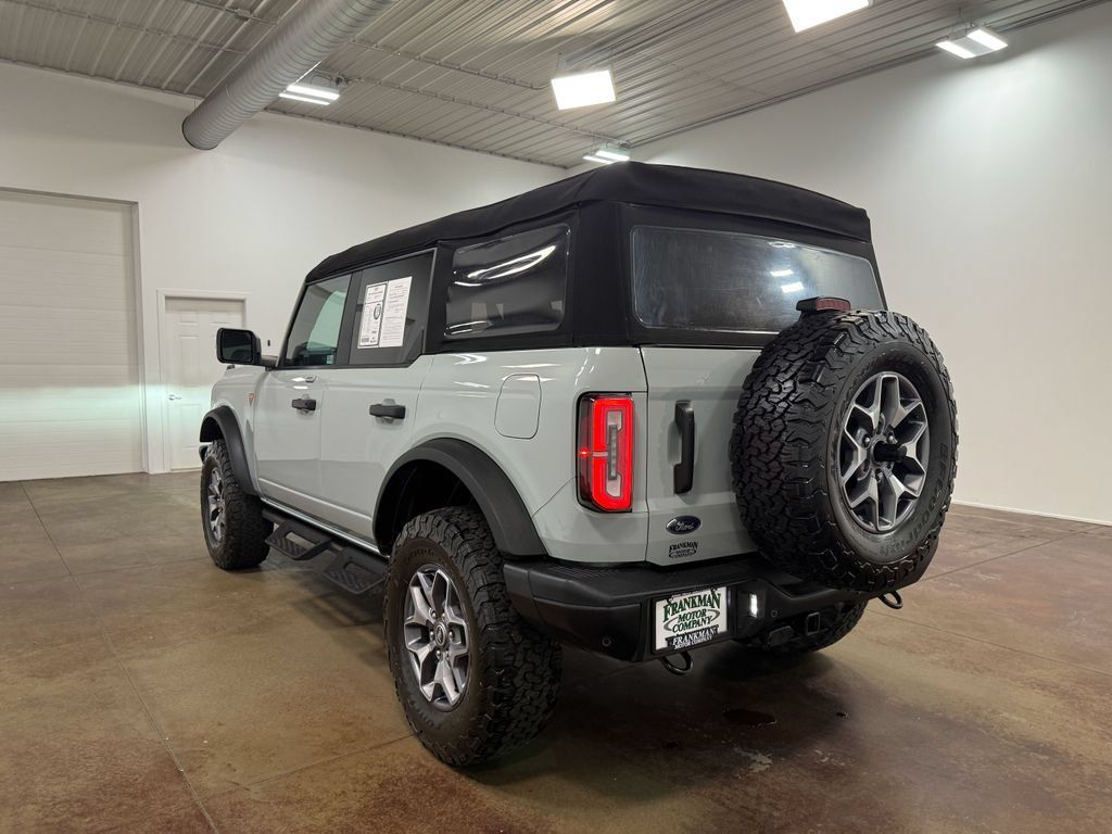 Used 2023 Ford Bronco Badlands AWD/4WD image 35