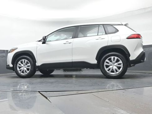 Certified 2023 Toyota Corolla Cross L image 31