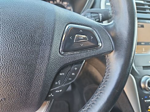 Used 2019 Lincoln MKC Select w/ Select Plus Package image 18