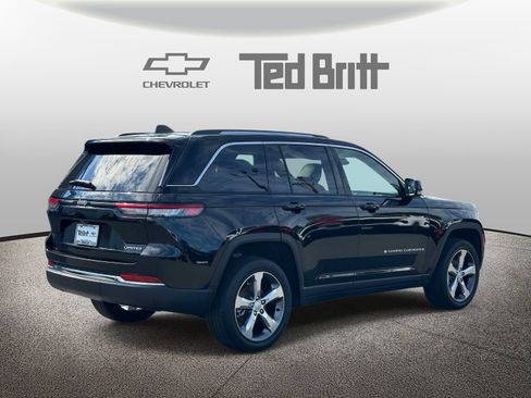 Used 2022 Jeep Grand Cherokee Limited RWD image 4
