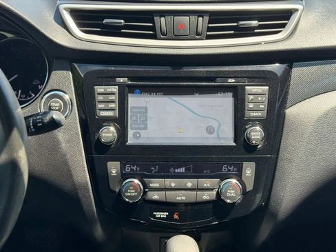 Used 2016 Nissan Rogue SL w/ SL Premium Package AWD/4WD image 20