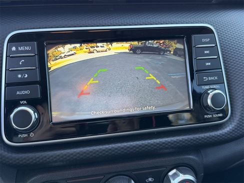 Used 2024 Nissan Kicks S image 27