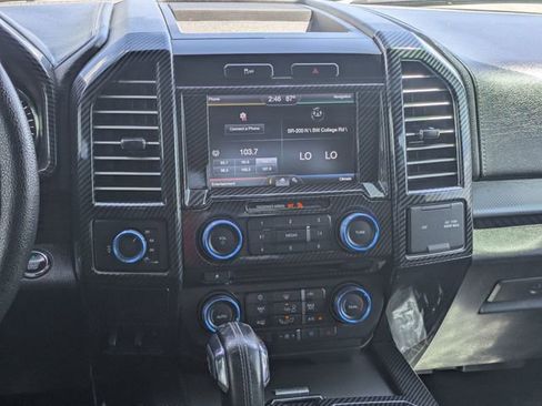 Used 2015 Ford F150 Lariat image 16