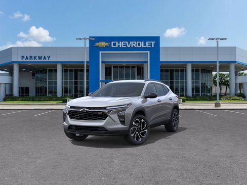 New 2026 Chevrolet Trax RS w/ Driver Confidence Package image 8