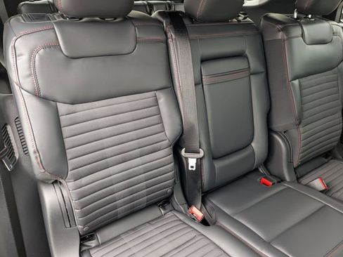 New 2026 Ford Explorer ST-Line w/ ST-Line Street Pack image 10