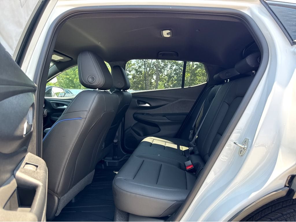 New 2026 Buick Envista Sport Touring w/ Convenience I Package FWD image 7