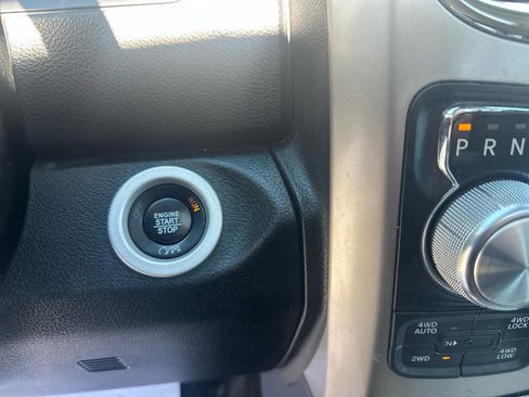 Used 2017 RAM 1500 Laramie w/ Convenience Group image 25