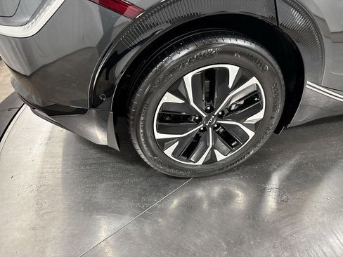 Certified 2023 Kia EV6 Wind w/ Wind Technology Package image 13