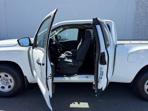 Certified 2023 Nissan Frontier S w/ Technology Package RWD image 14
