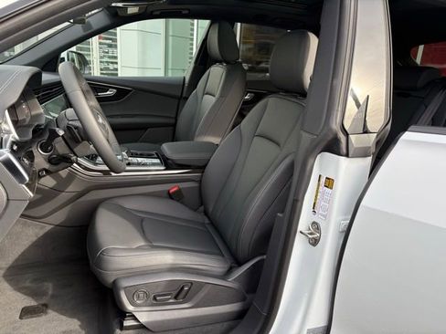 New 2026 Audi Q8 Premium Plus image 9