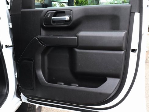 Used 2022 Chevrolet Silverado 2500 Custom w/ Custom Value Package image 38