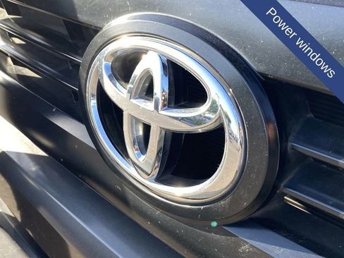 Used 2016 Toyota Tundra SR w/ Tow Package RWD image 9