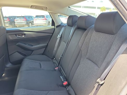 Used 2025 Honda Accord SE image 15