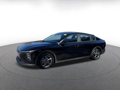 Used 2025 Kia K4 LXS image 8