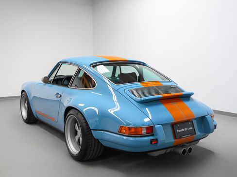 Used 1989 Porsche 911 Carrera 4 image 3