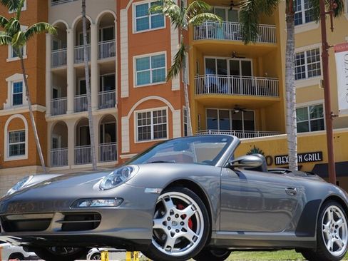 Used 2007 Porsche 911 Carrera 4S AWD/4WD image 32