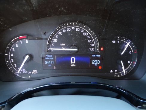 Used 2017 Cadillac XT5 Luxury image 23