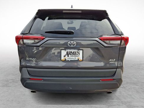 Used 2023 Toyota RAV4 XLE image 6
