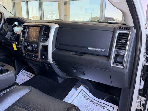 Used 2016 RAM 2500 Laramie AWD/4WD image 32