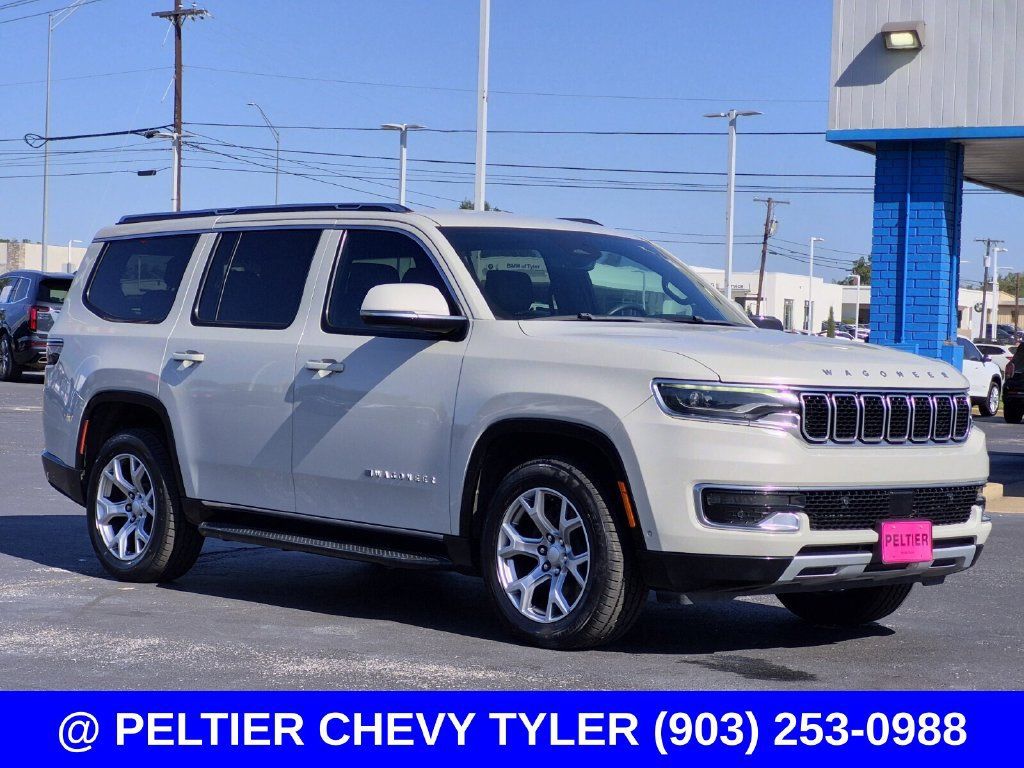 Used 2022 Jeep Wagoneer Series II RWD image 1