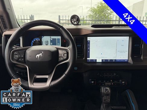 Used 2023 Ford Bronco Outer Banks image 8