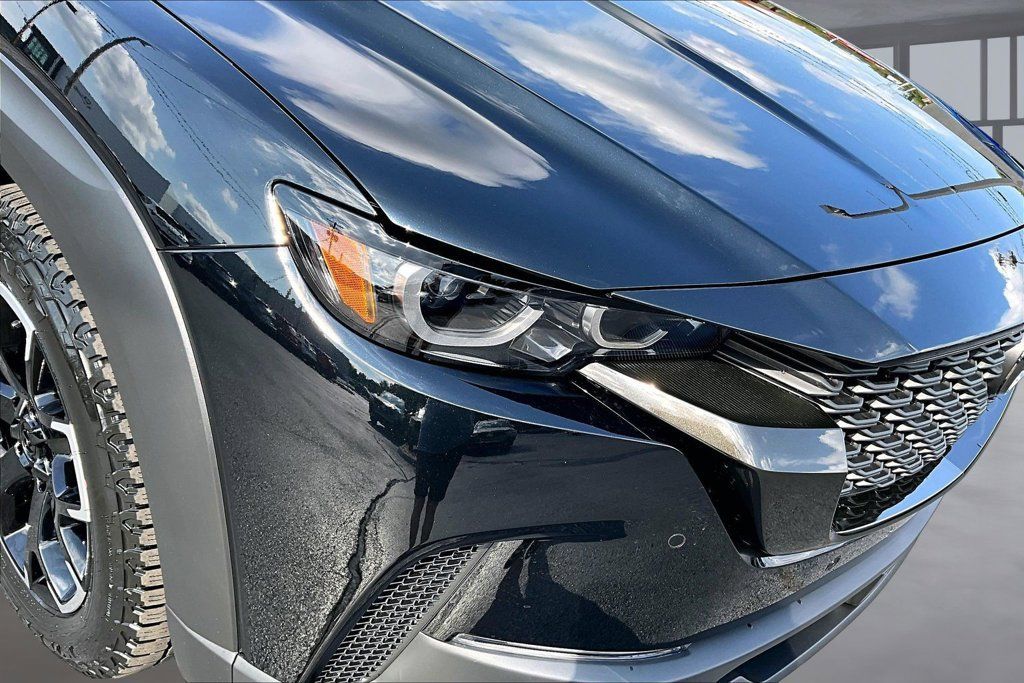 Used 2026 MAZDA CX-50 Meridian Edition w/ Weather Package AWD/4WD image 15