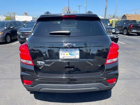 Used 2022 Chevrolet Trax LT w/ Midnight Edition AWD/4WD image 6