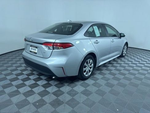 Used 2024 Toyota Corolla LE image 3