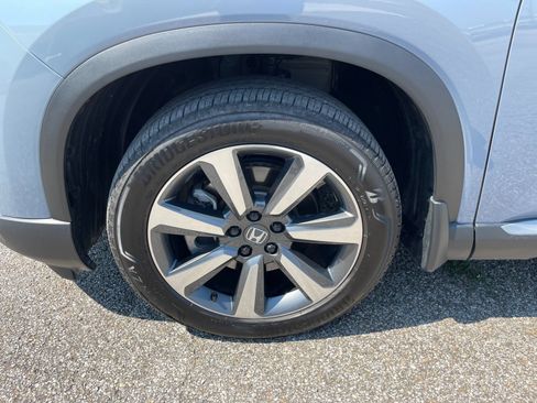 Used 2025 Honda Pilot Elite image 33